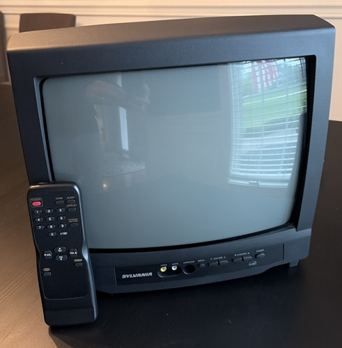 Sylvania sst4132 av color - sylvania, 13"