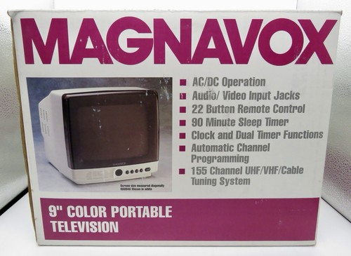 Vintage magnavox small - small, 9"