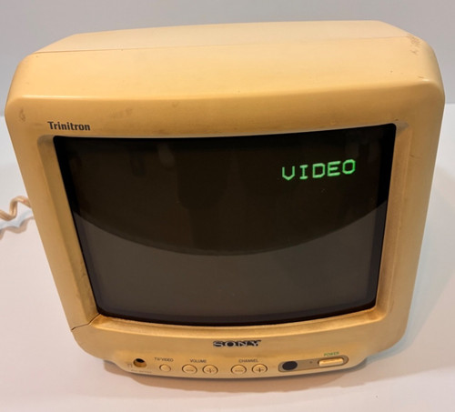 Sony trinitron 9pt40 - trinitron, 9"